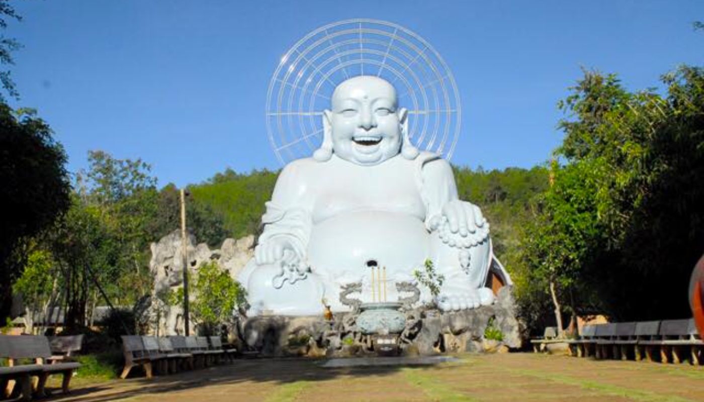 Tượng Phật Di Lặc lớn nhất Lâm Đồng